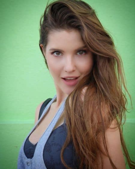 amanda cerny n u d e